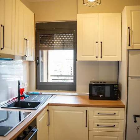 Apartmán Centre Lions Gate 4 *